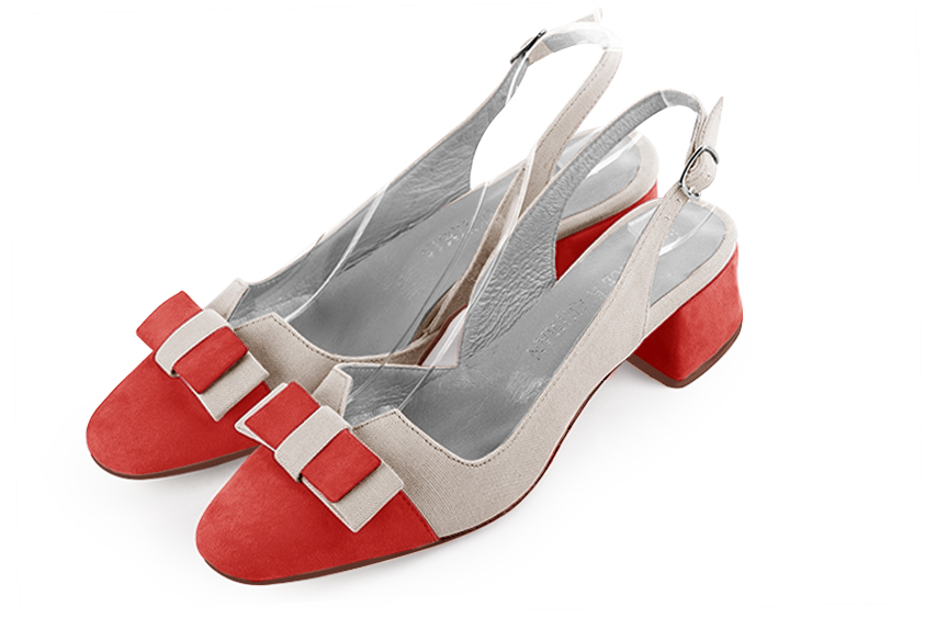 Scarlet red and gold women's open back shoes, with a knot. Round toe. Low flare heels. Front view - Florence KOOIJMAN